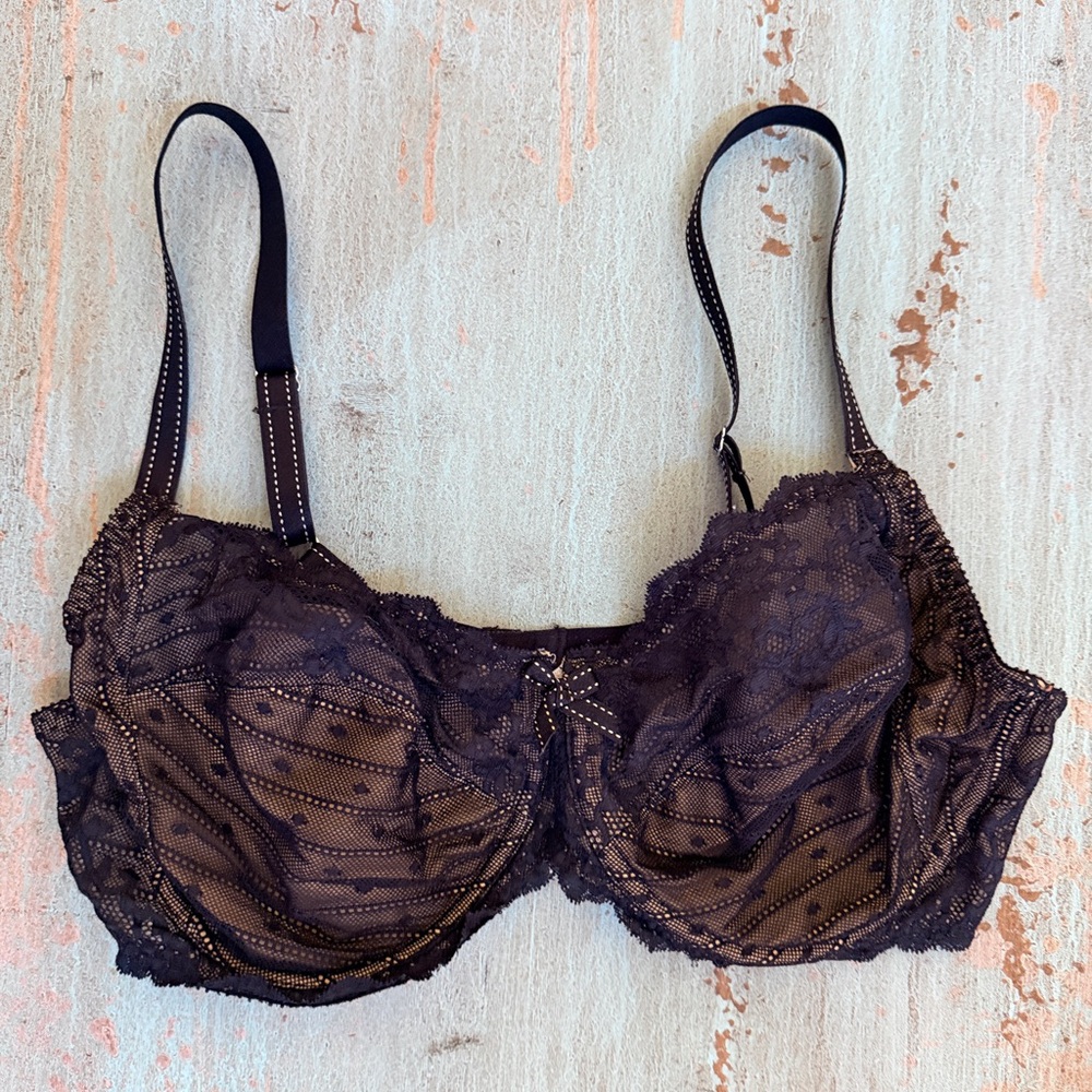 Chantelle Black Lace Underwire Bra (38D)